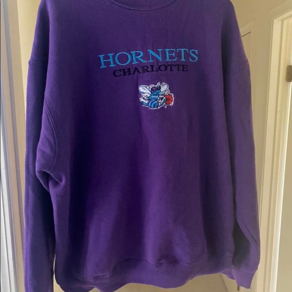 vintage NBA charlotte Hornets sweater basketball retro 90s salem